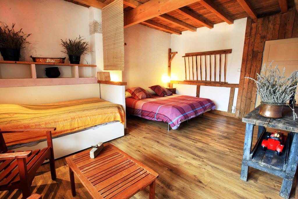 La Ferme Modele Ξενοδοχείο Châtillon-la-Palud Δωμάτιο φωτογραφία
